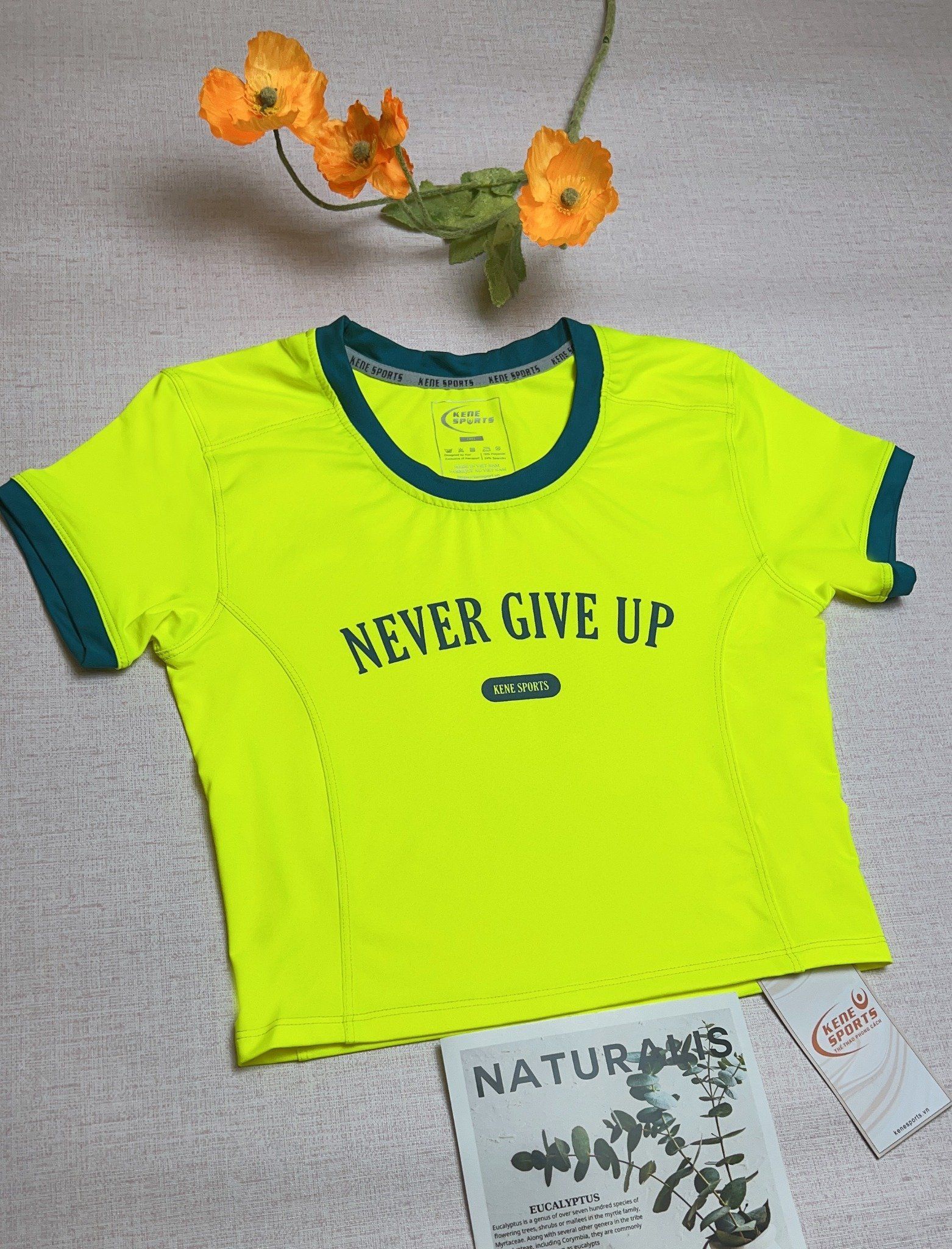 Áo Croptop Nữ - Kenewomen Never Give Up Croptop