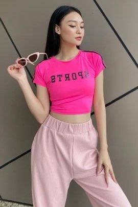 Kenewomen SPORTS selfie croptop