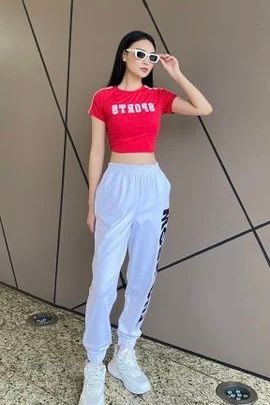 Kenewomen SPORTS selfie croptop