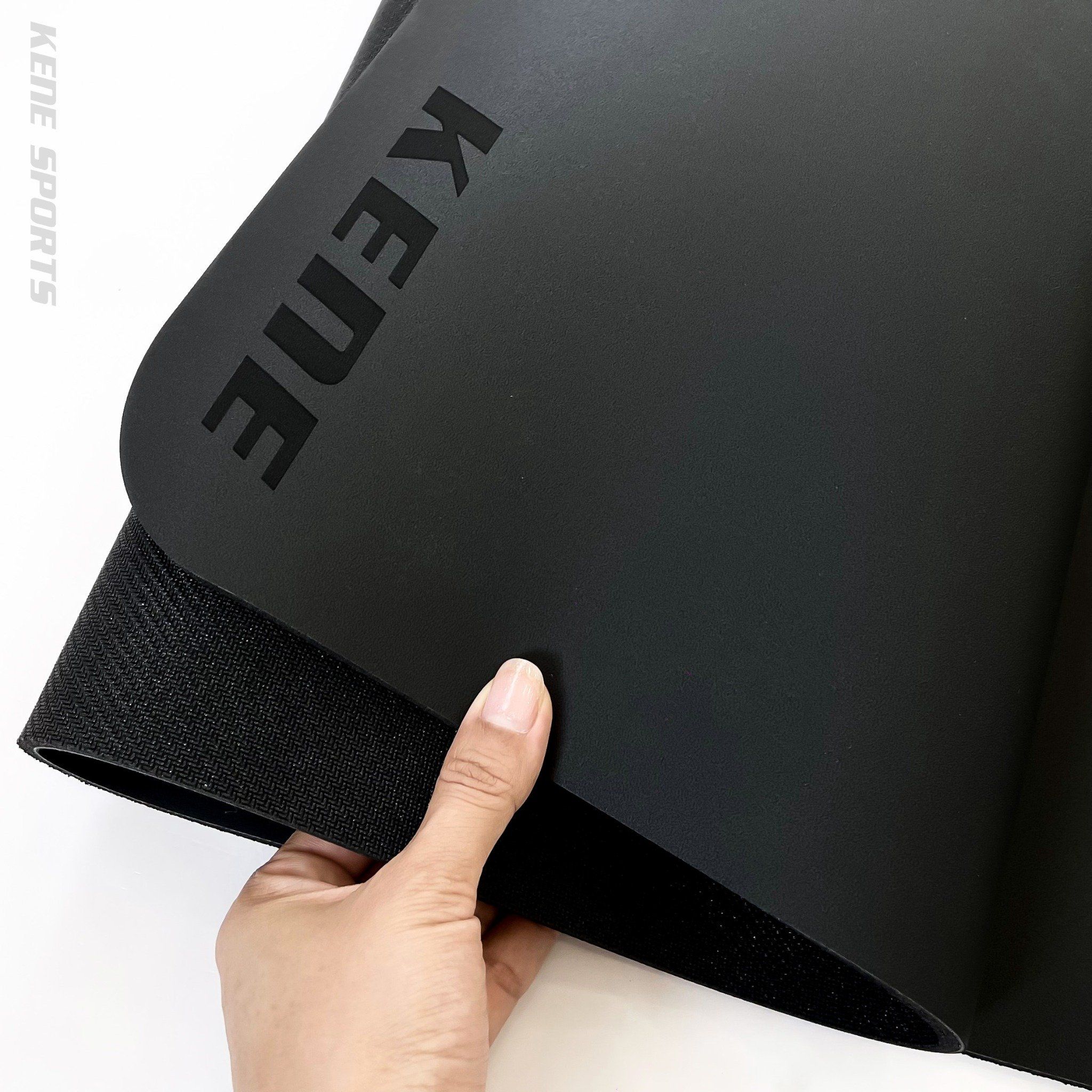 Thảm PU xơ dừa - Đen The Luxury Yoga Mat