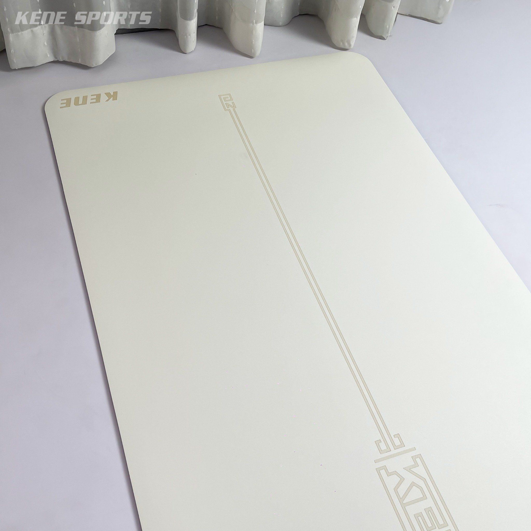 Thảm PU xơ dừa - Trắng Kem The Luxury Yoga Mat