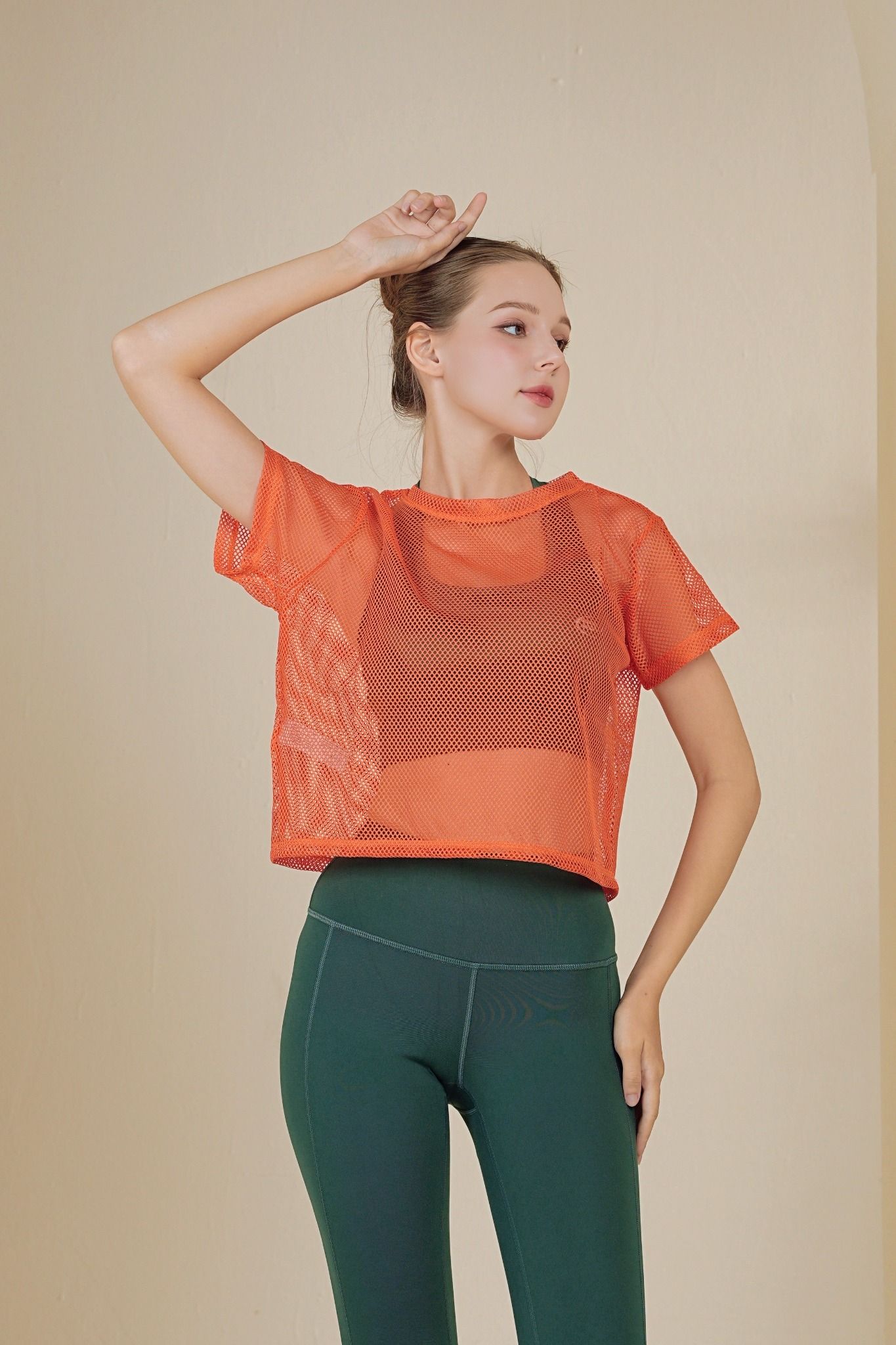 Áo Croptop lưới mắt nhỏ