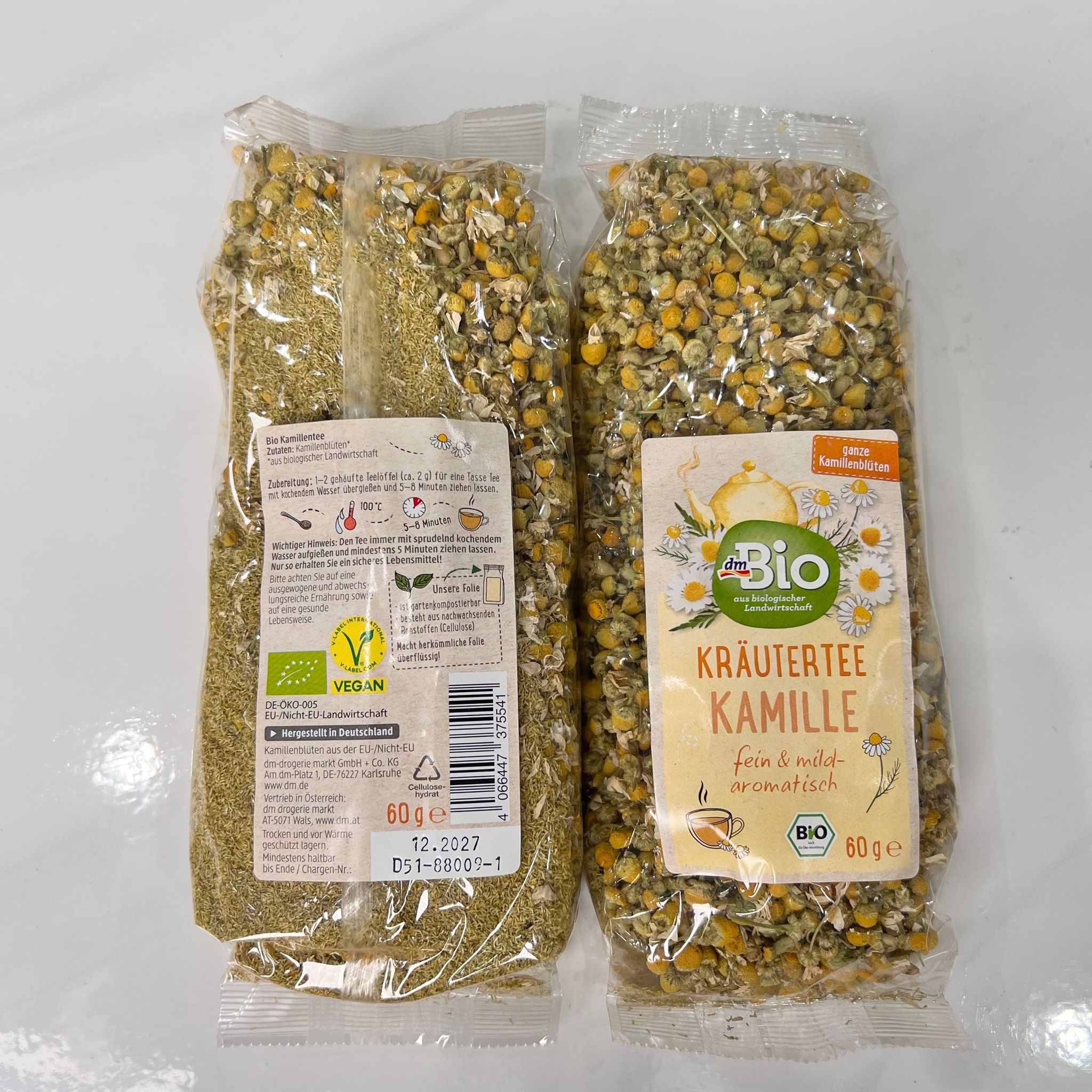 Trà hoa cúc nguyên bông đựng trong túi bóng, gói 60g