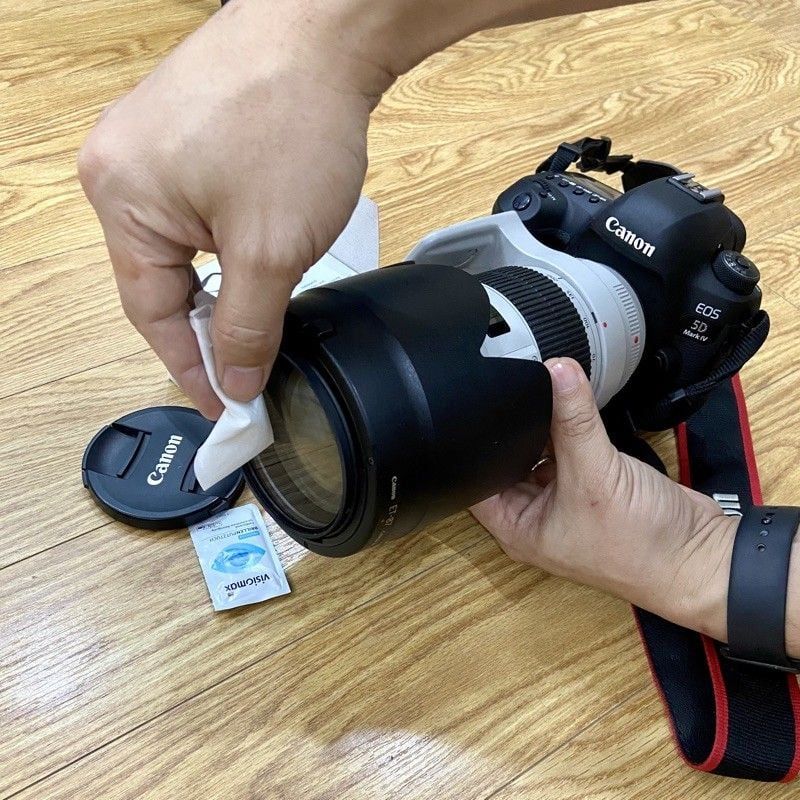 Giấy lau kính avisiomax dm 52 tờ