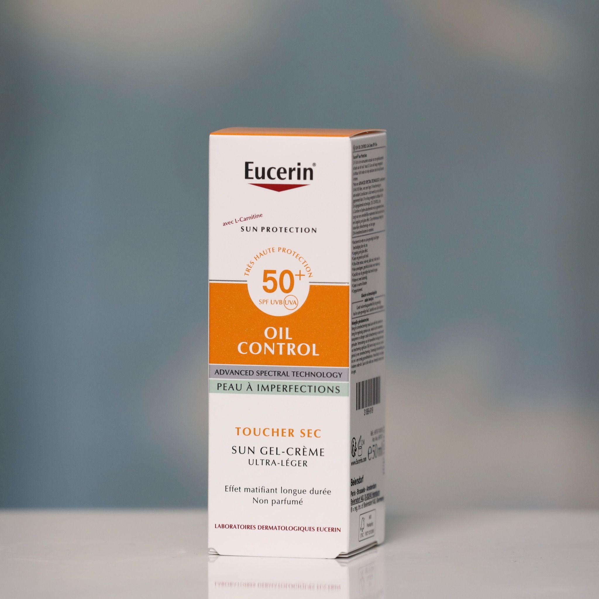 Kem Chống Nắng Kiểm Soát Dầu Eucerin Cho Da Nhờn, Da Mụn Chỉ Số Chống Nắng SPF50+