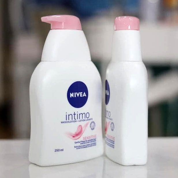 Dung dịch vệ sinh phụ nữ Nivea intimo nắp hồng 250 ml