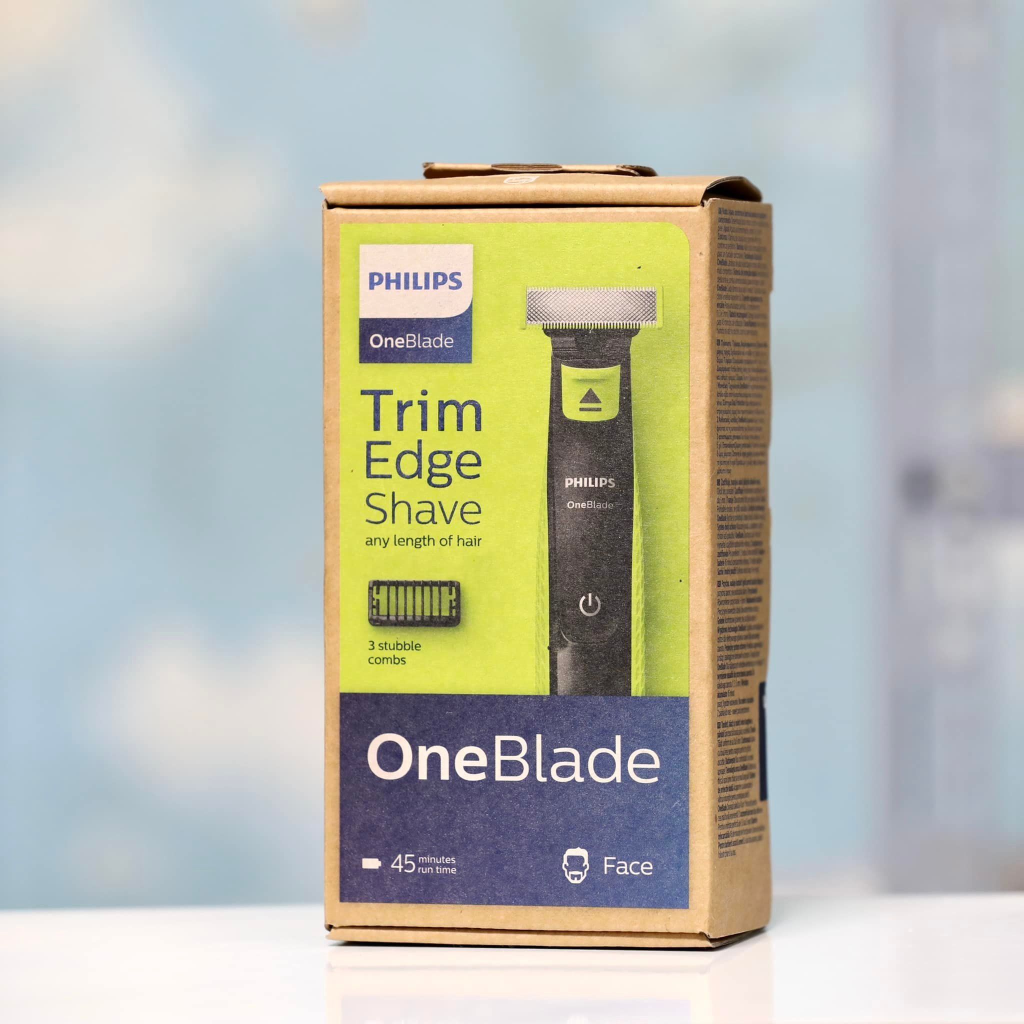Dao cạo râu Philips OneBlade của Đức.