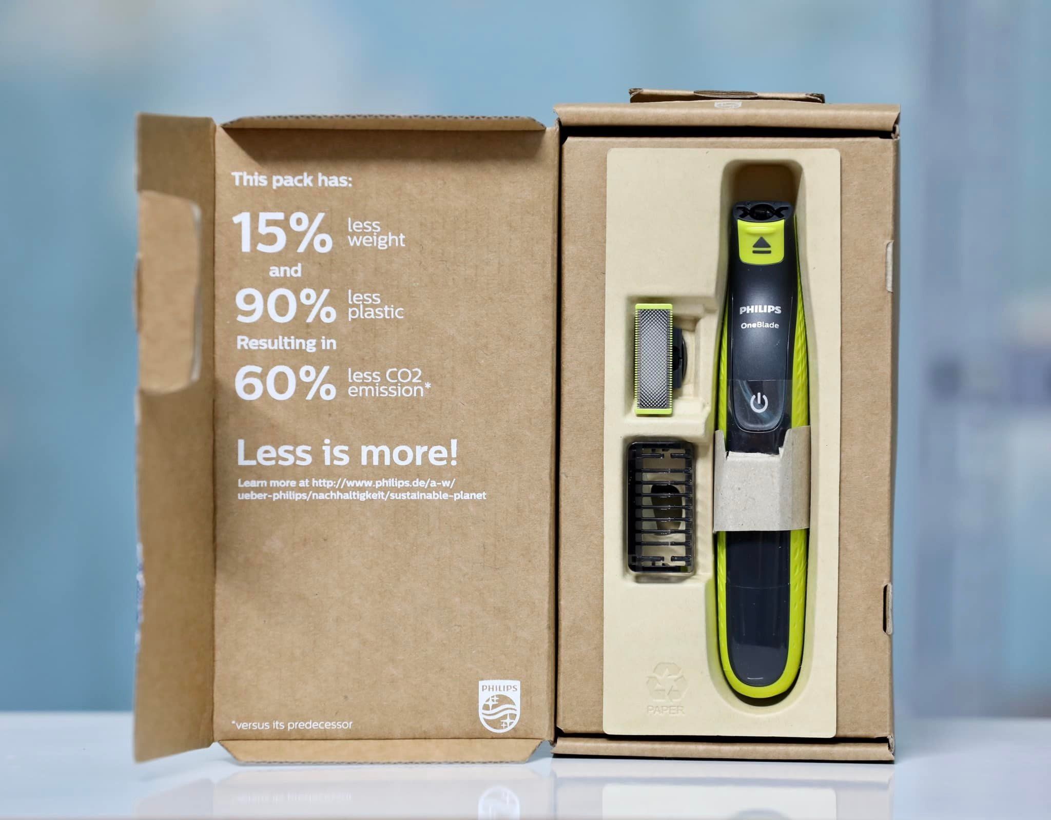 Dao cạo râu Philips OneBlade của Đức.