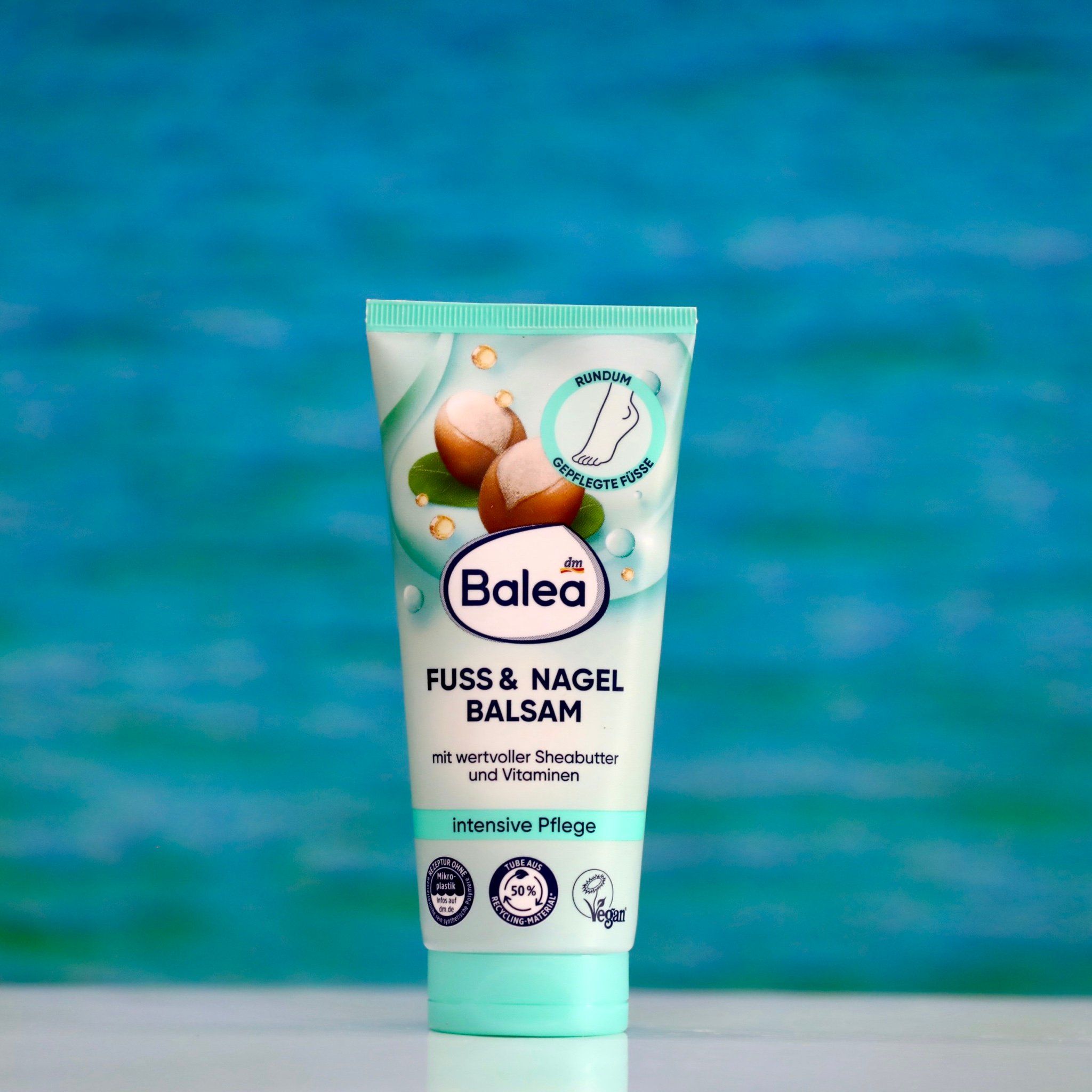 Kem dưỡng da chân và móng Balea tuýp 100ml