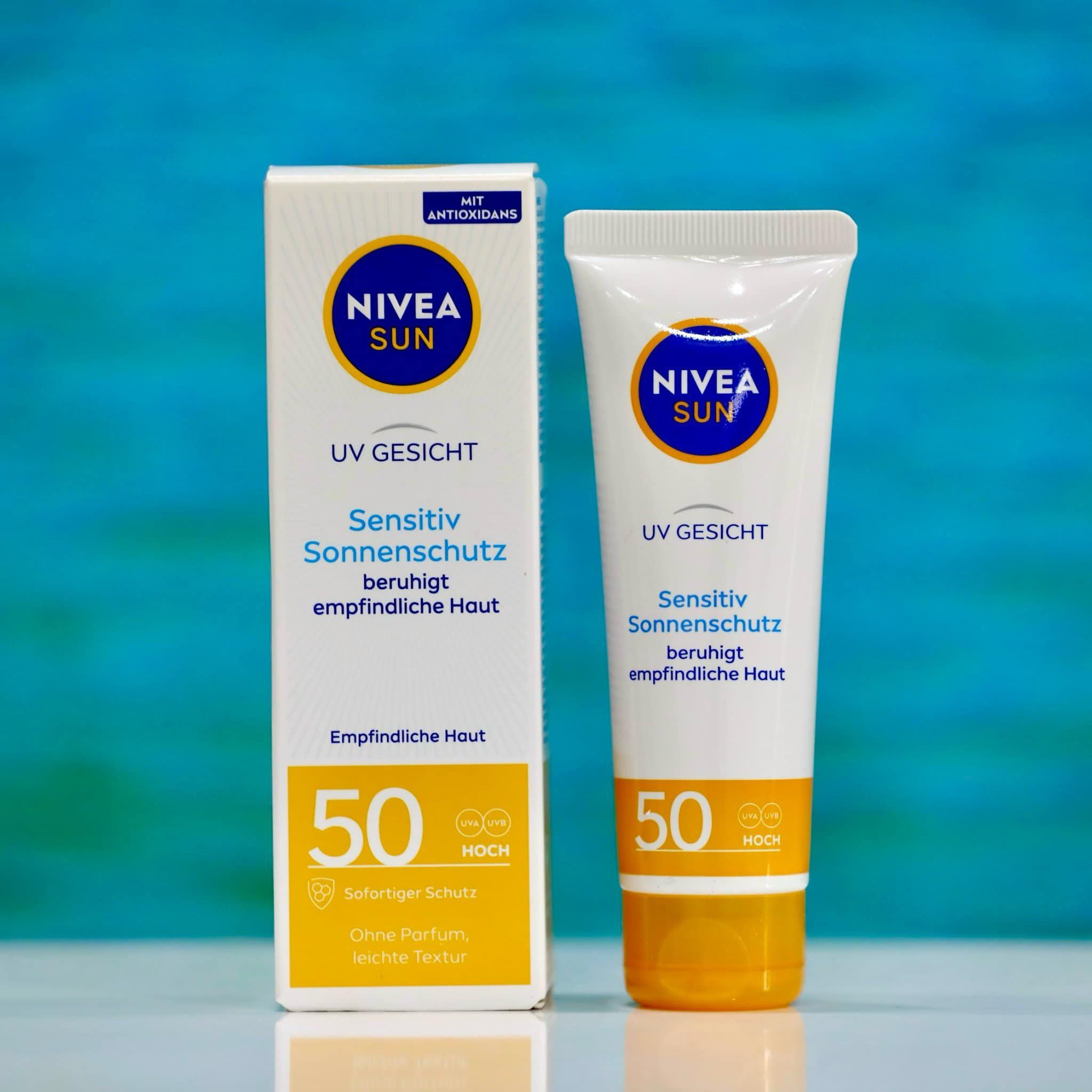 Kem chống nắng Nivea với chỉ số chống nắng spf 50 - Chuyên dành cho da khô và da nhạy cảm.