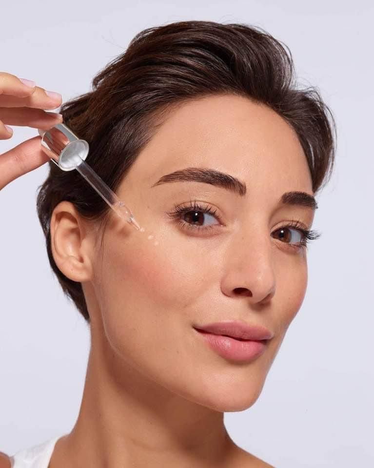 Serum siêu cấp ẩm, trẻ hóa da Loreal Revitalift Filler, 30ml