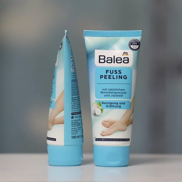 Tẩy da chết chân Balea tuýp 100ml