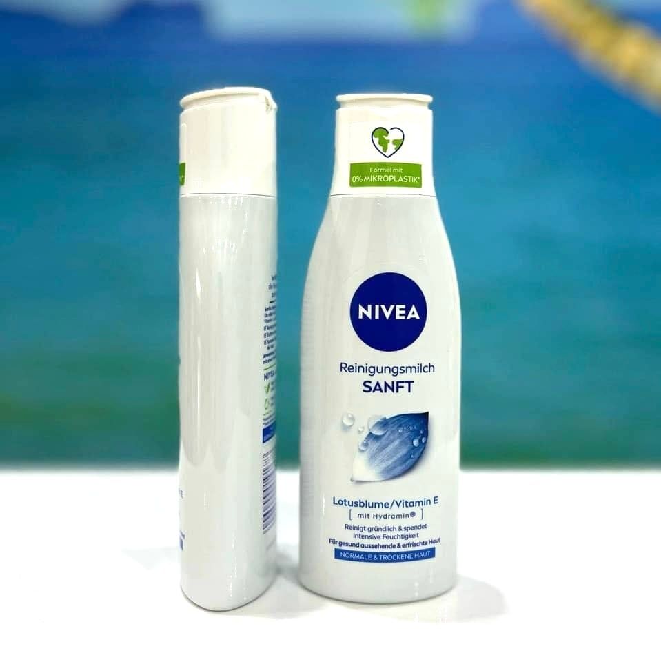 Sữa rửa mặt Nivea chai 200ml
