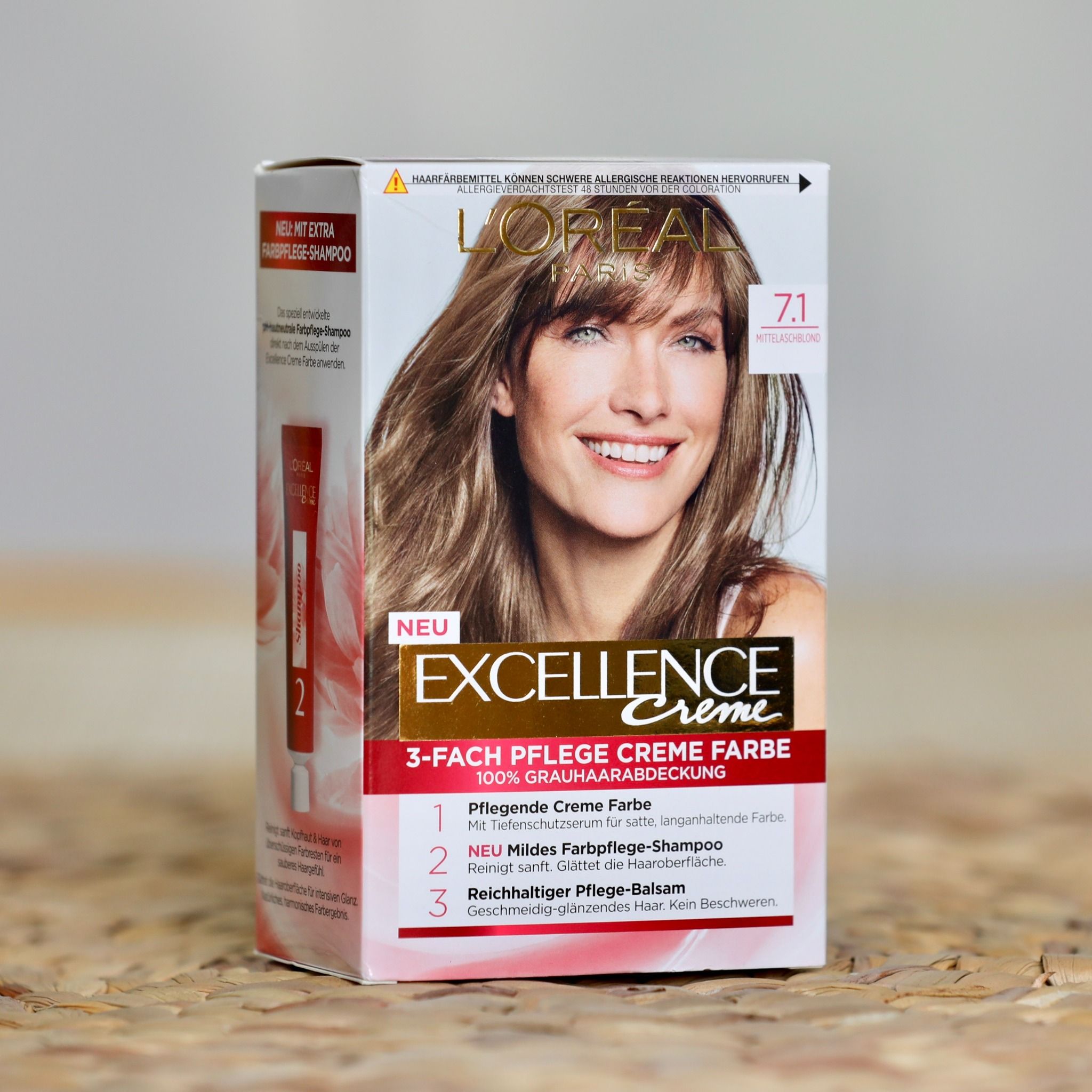 Thuốc nhuộm tóc Loreal số 7.1 Màu Vàng khói
