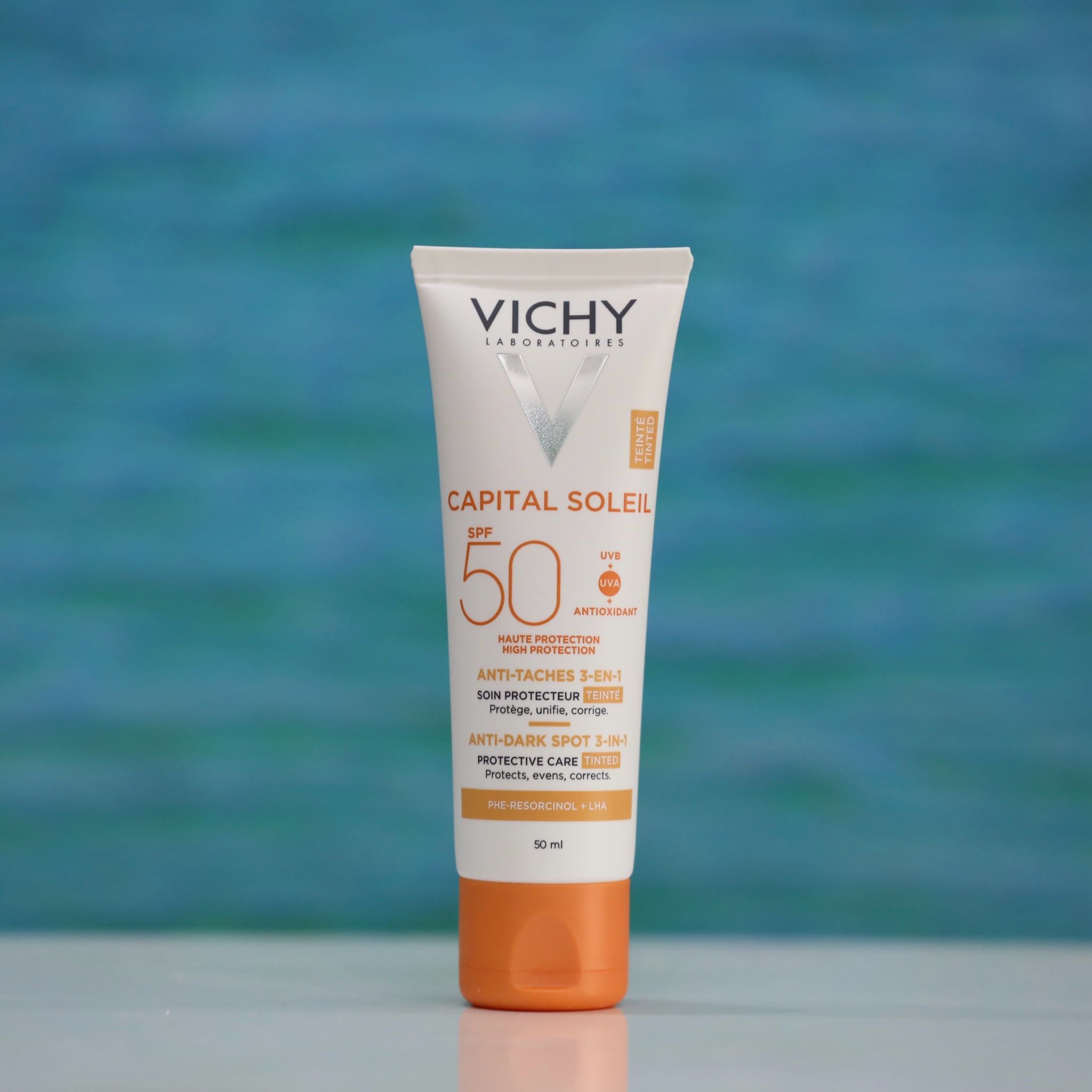Kem Chống Nắng Vichy Capital Soleil Anti Dark spot 3in1 Không Bóng Nhờn, Giảm Thâm Nám, 50ml
