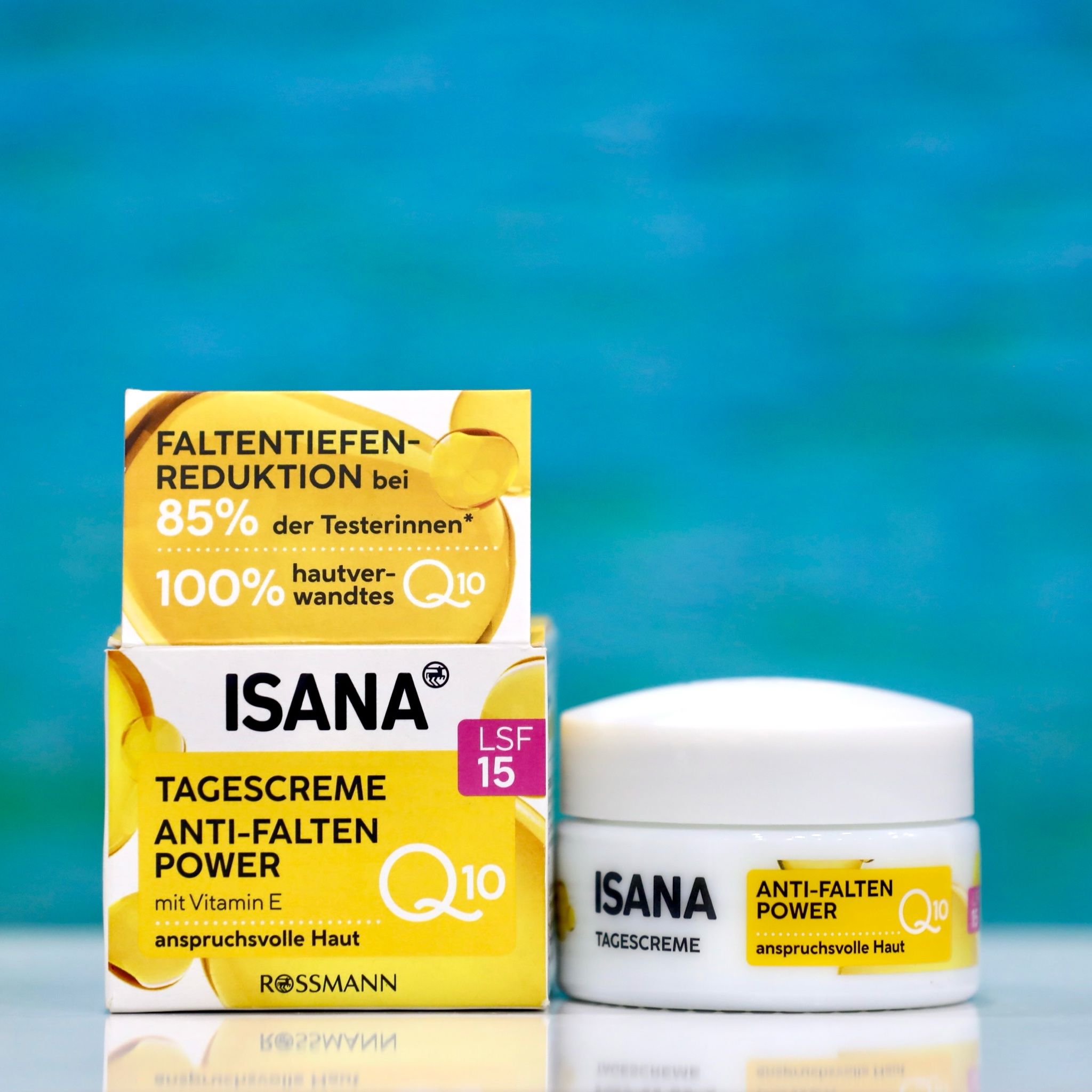 Kem dưỡng da Isana Q10 ban ngày hộp 50ml