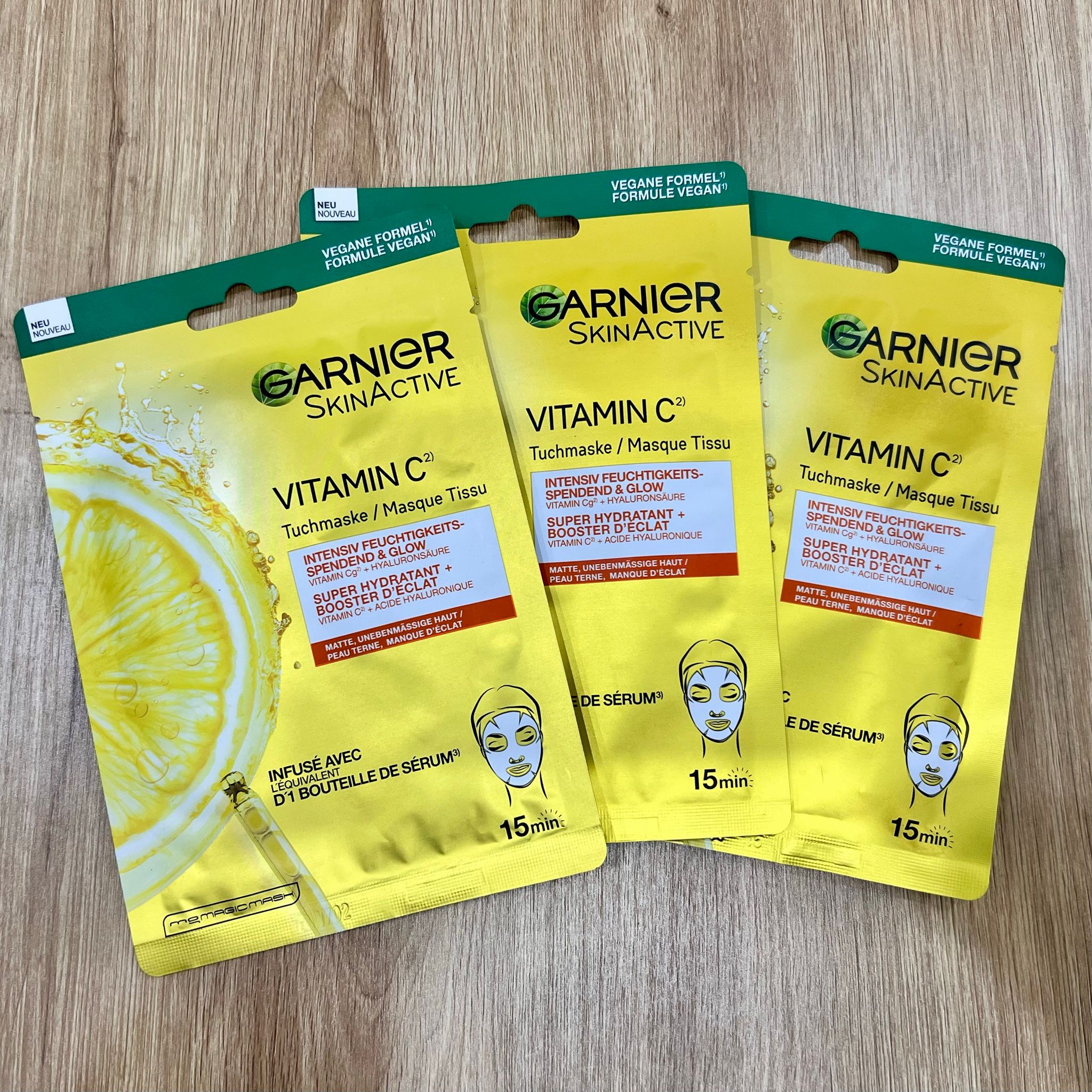Mặt nạ giấy Garnier PureActive Vitamin C – Dưỡng sáng, làm dịu da mụn 28g