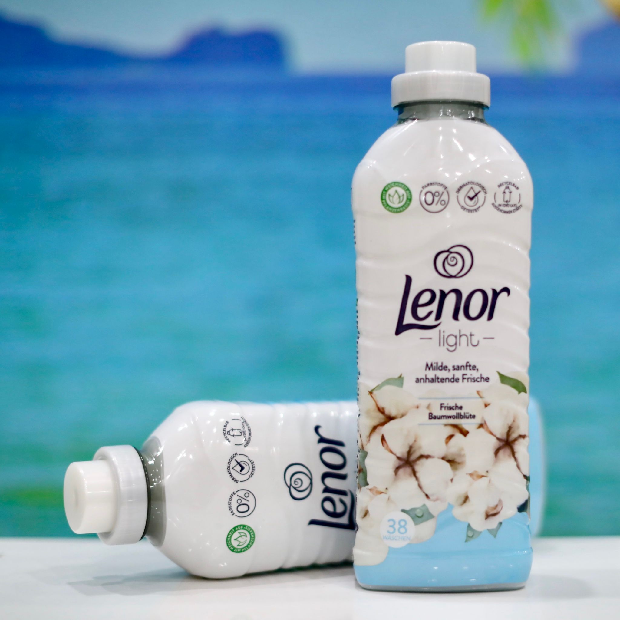 Nước xả vải Lenor hương hoa bông cotton nhẹ nhàng 950ml – hàng nội địa Đức