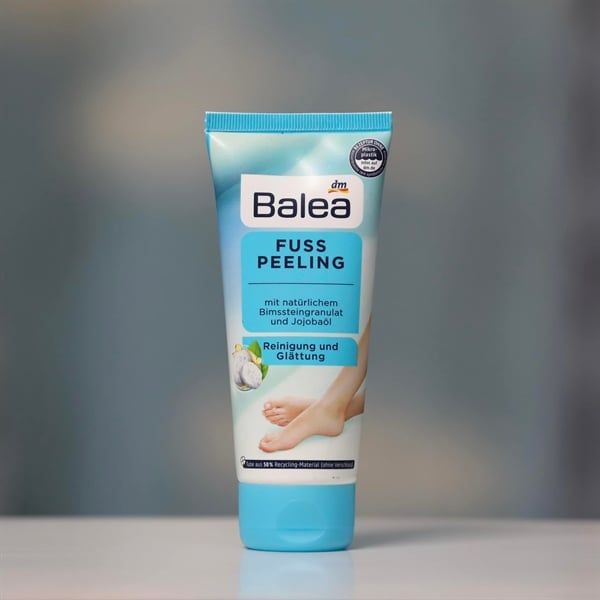 Tẩy da chết chân Balea tuýp 100ml