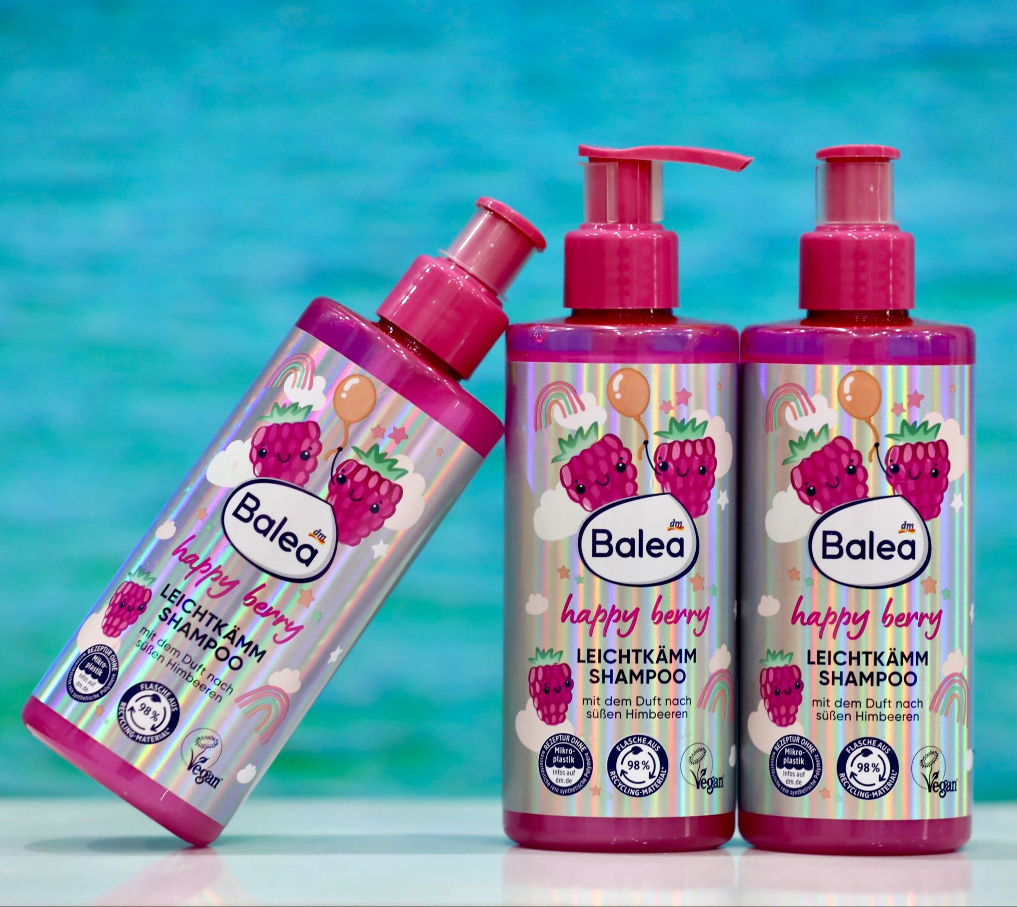 Dầu gội đầu dâu Tây Balea Kids, 250ml