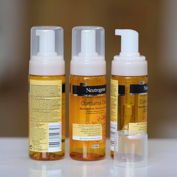 Sữa rửa mặt tạo bọt tinh chất nghệ Neutrogena Curcuma Clear, chai 150ml