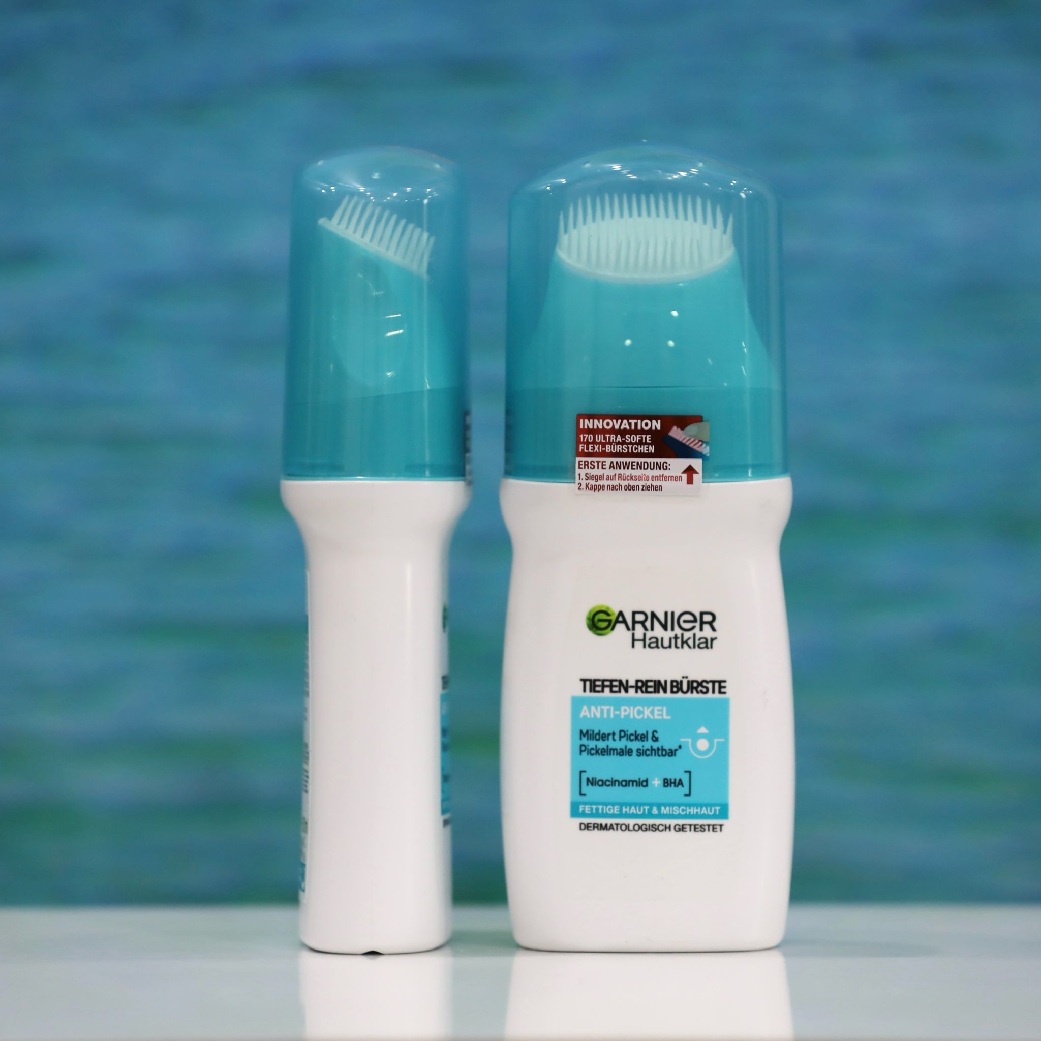 Sữa rửa mặt Garnier kèm đầu bàn chải Massage tiện dụng, 150ml
