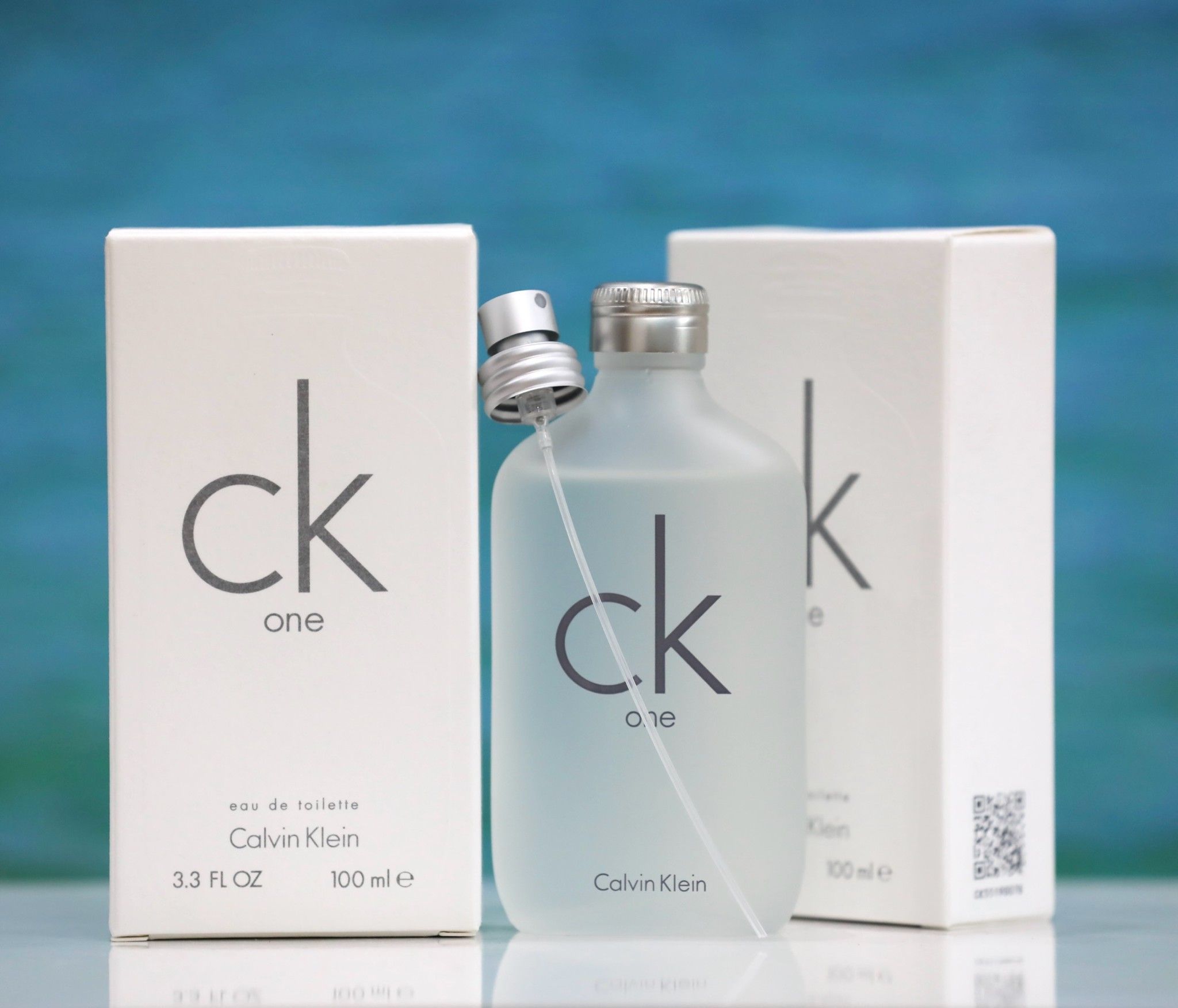 Nước hoa CK One màu trắng, chai 100ml