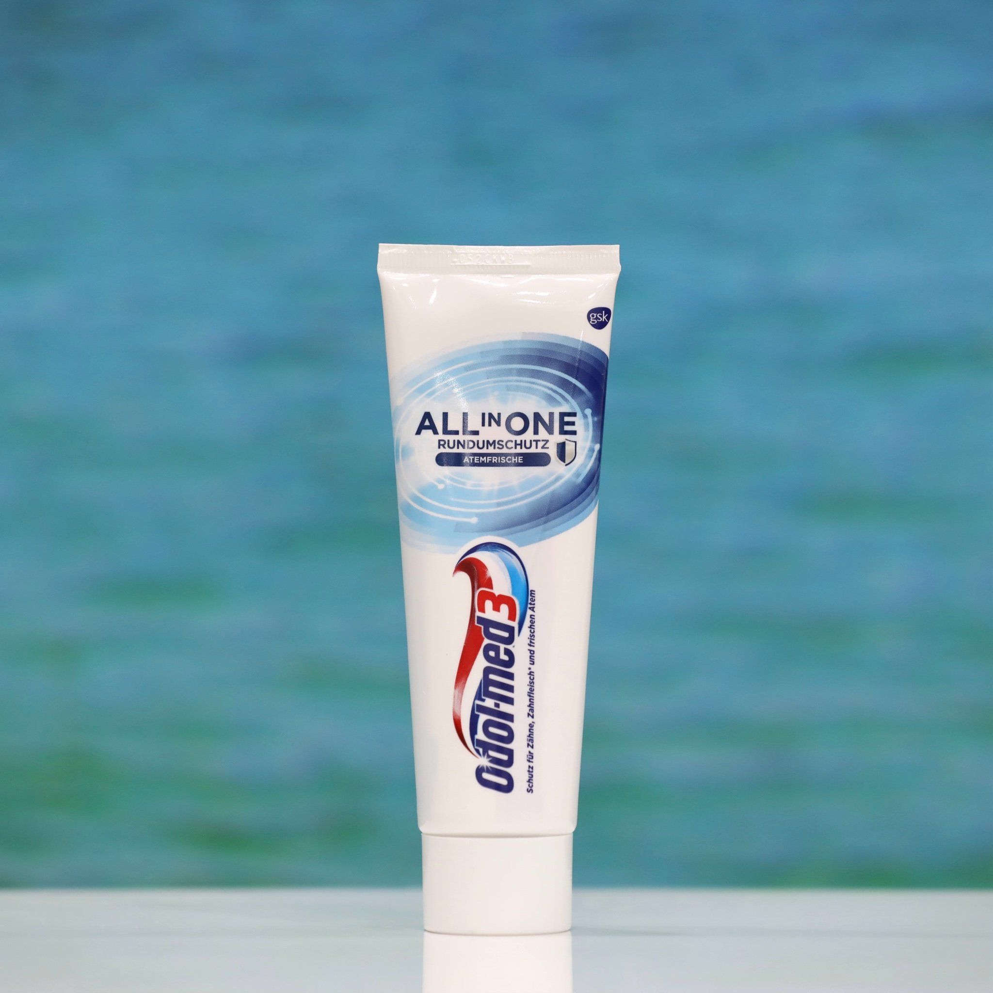 Kem đánh răng Odol-med3 All-in-One, 75ml
