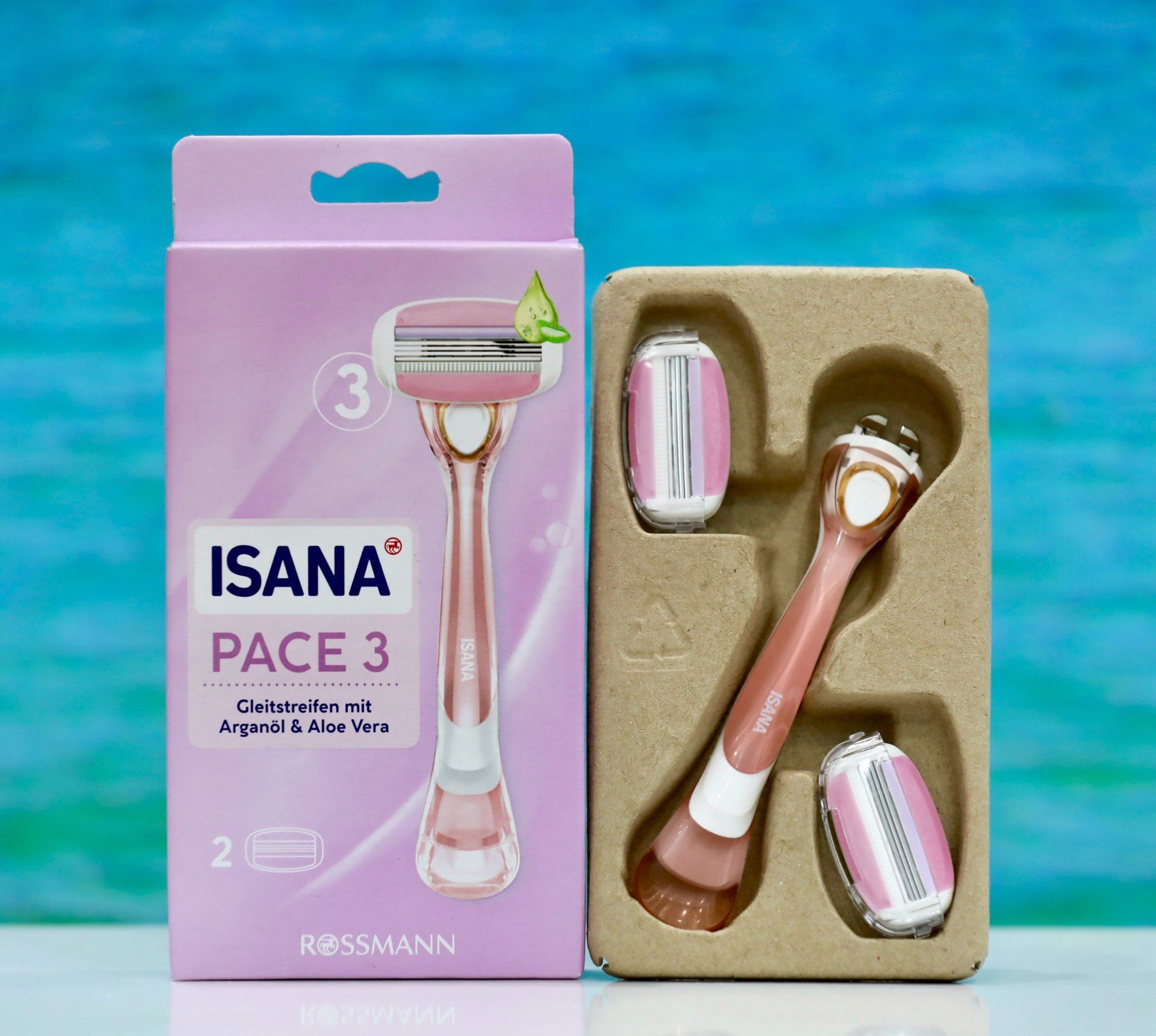 Dao cạo râu, cạo lông cho anh chị em ISANA