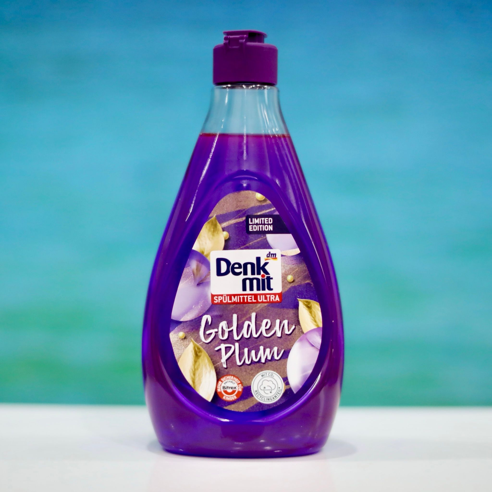 Nước rửa bát Denkmit Golden Plum chai 500ml