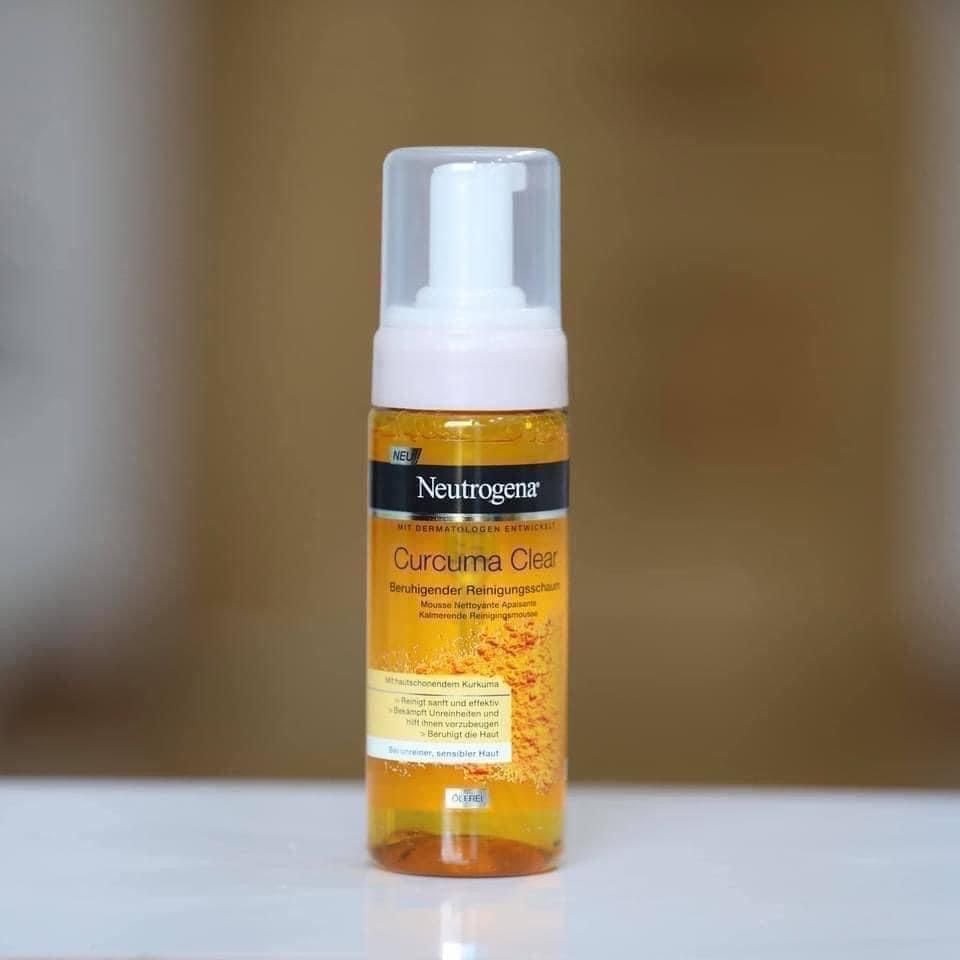 Sữa rửa mặt tạo bọt tinh chất nghệ Neutrogena Curcuma Clear