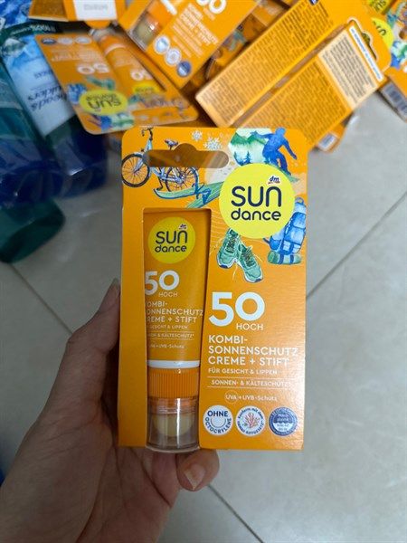 Son dưỡng môi + kem chống nắng Sundace 2in1