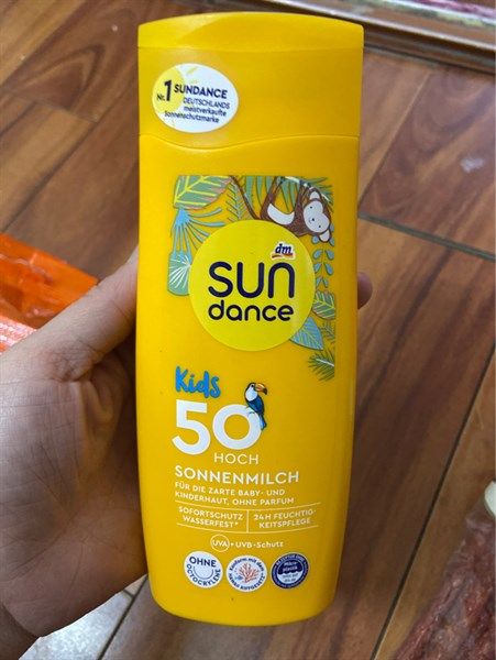 Kem chống nắng Sundance kids trẻ em 50HOCH, 200ml