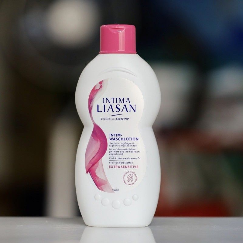 Dung dịch vệ sinh phụ nữ cao cấp SAGROTAN INTIMA LIASAN, chai 500ml