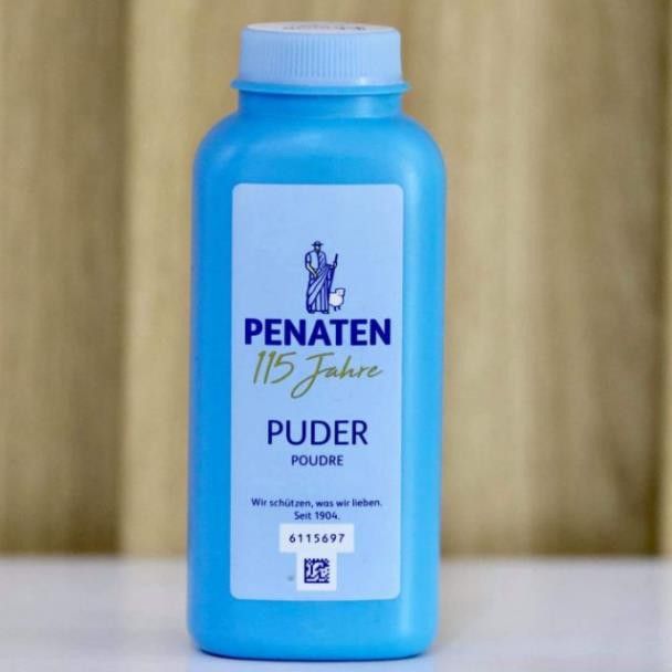 Phấn rôm Penaten dành cho bé yêu.
