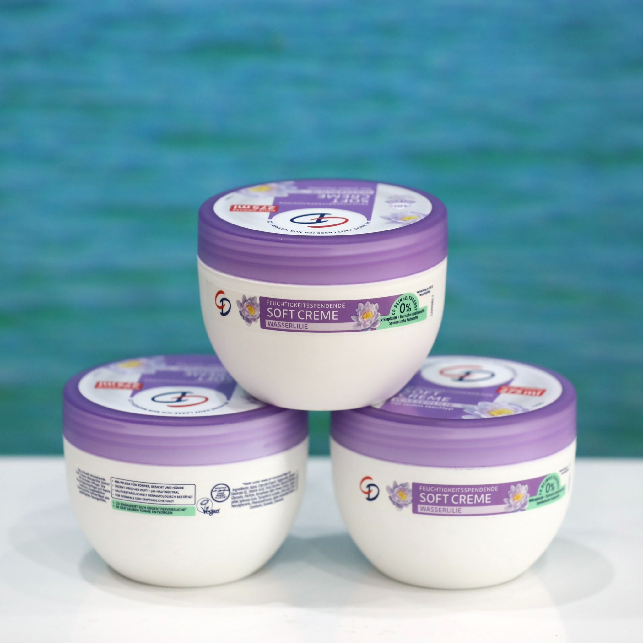 Kem dưỡng da CD Soft Creme Wasserlilie, hộp 275ml