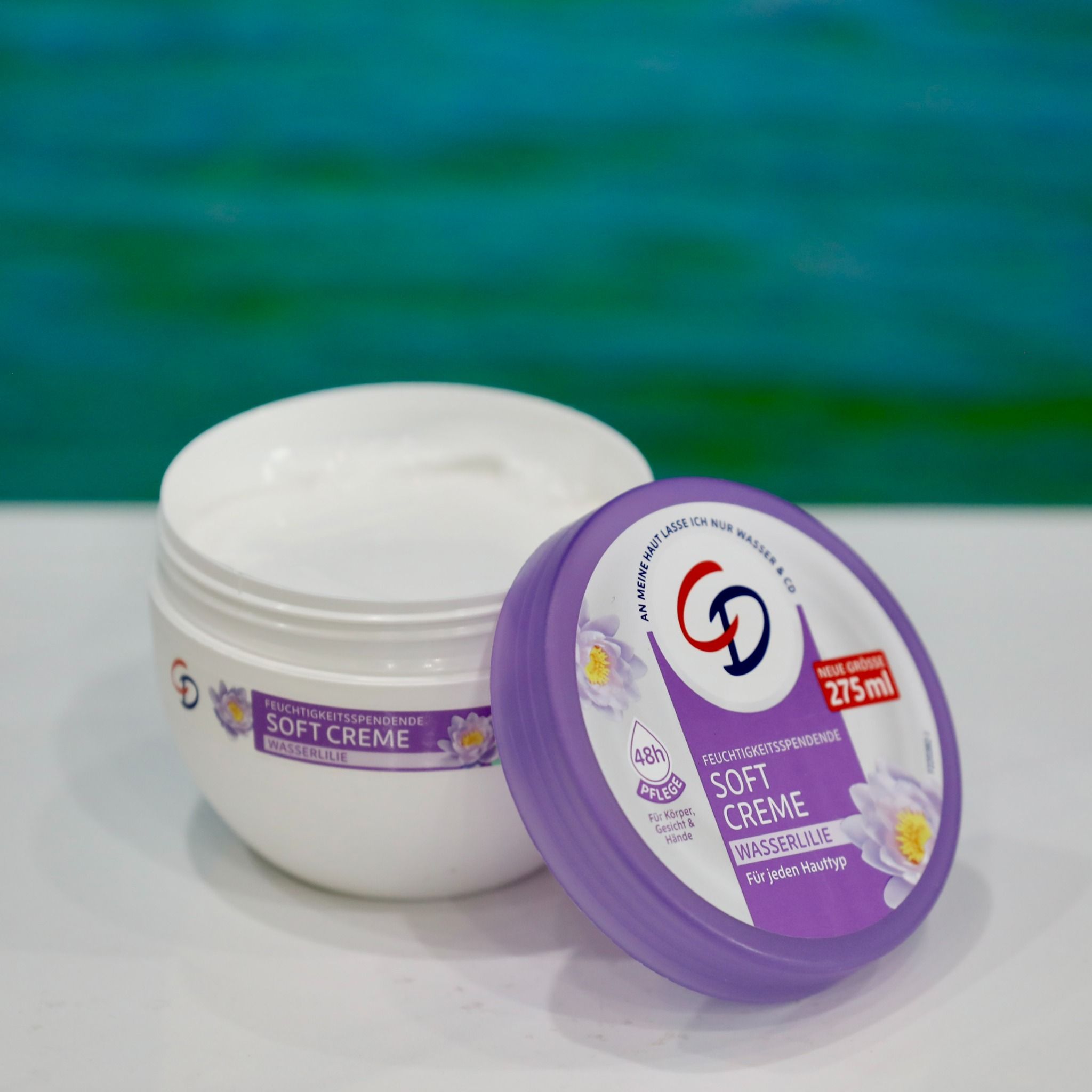 Kem dưỡng da CD Soft Creme Wasserlilie, hộp 275ml