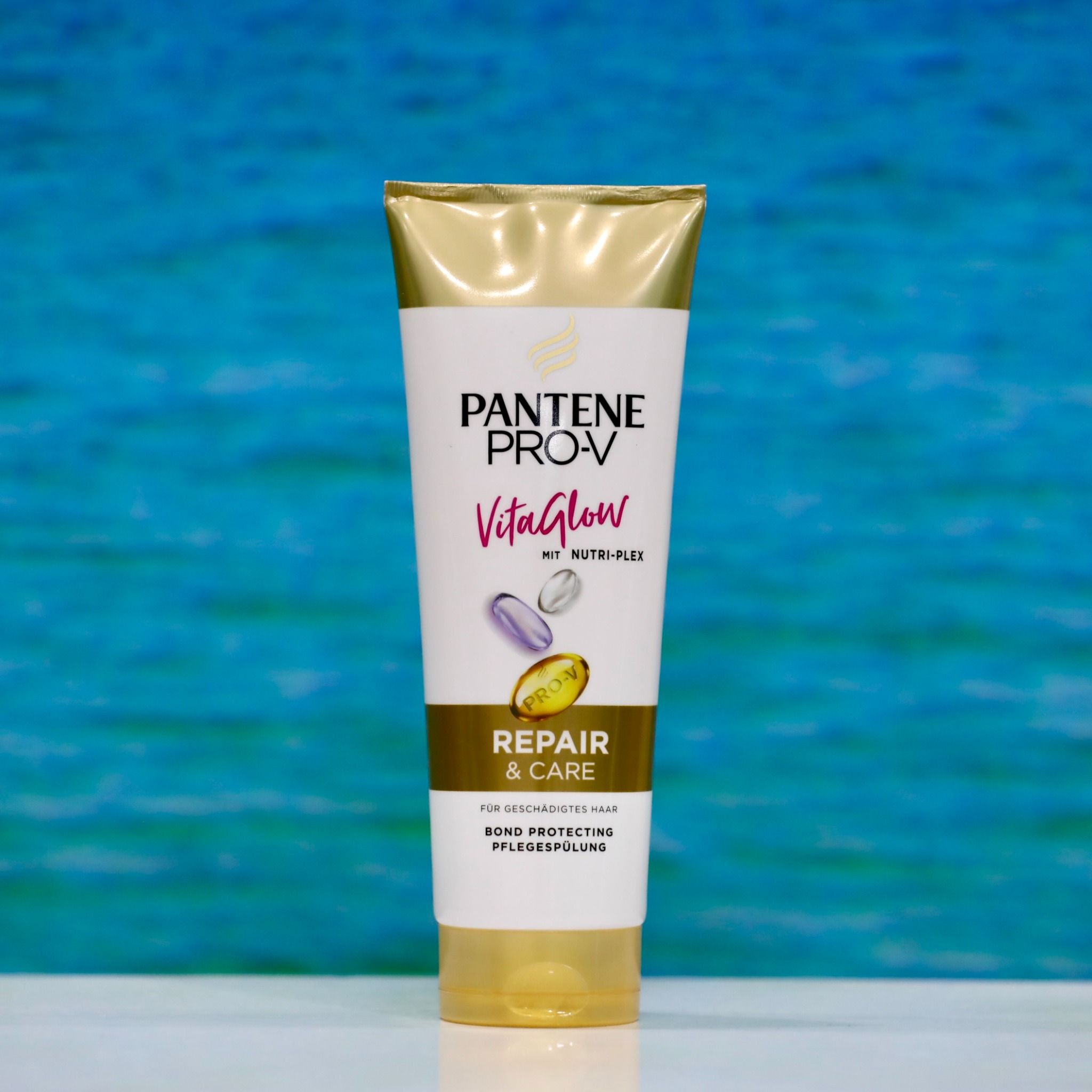 Dầu xả Pantene pro-V chăm sóc tóc phục hồi hư tổn, tuýp 200ml