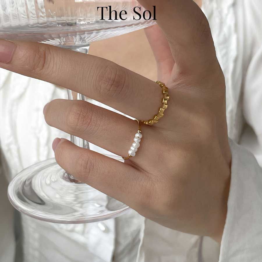 Nhẫn Titan Freshwater Pearls