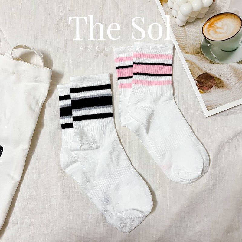 Tất Hàn Quốc Cổ Cao - Colour Lines