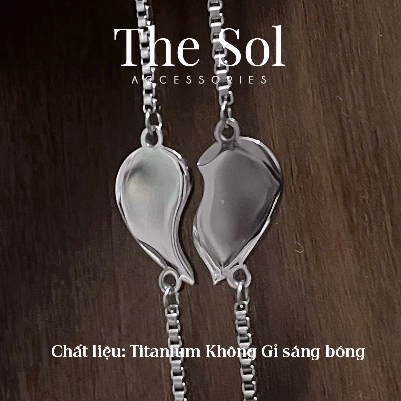 Lắc Tay Titan Couple Silver Heart