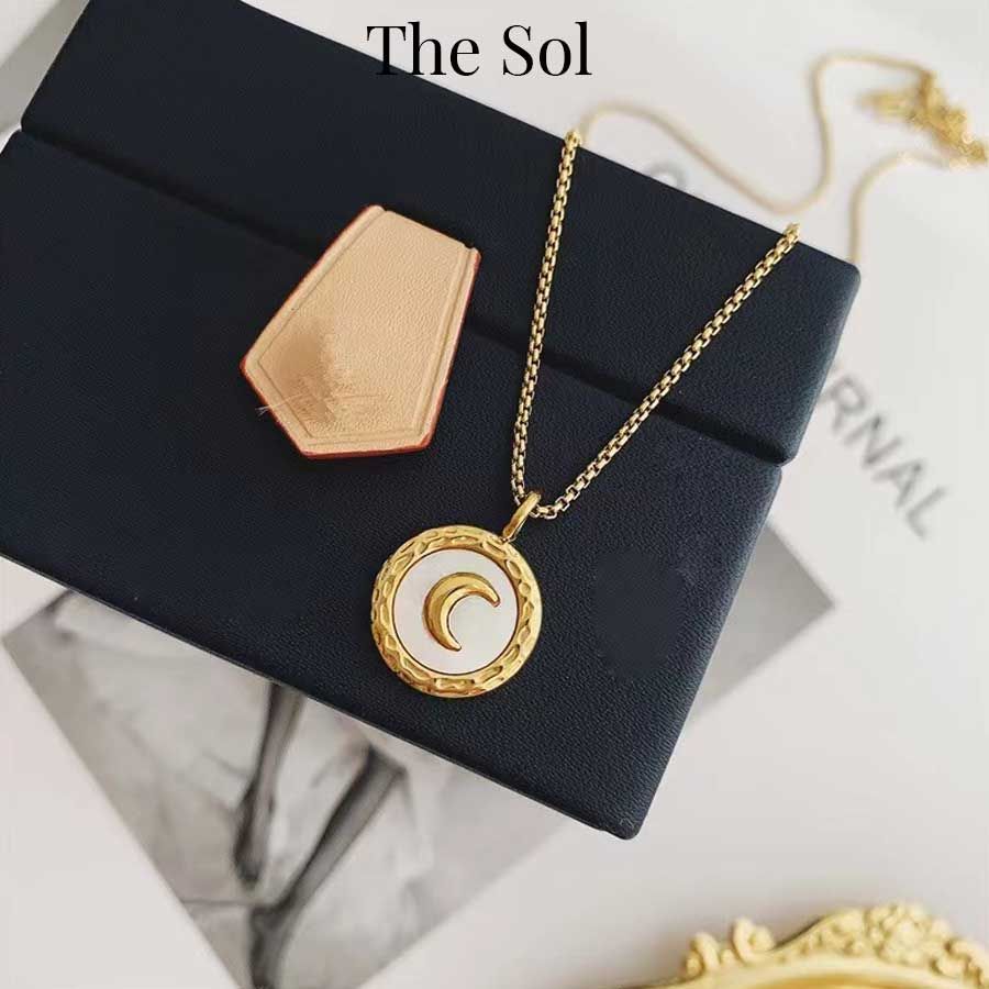 Dây Chuyền Titan Golden Moon In Aragonite