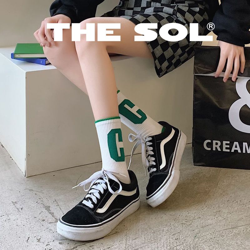 Tất Unisex Cổ Cao Big C Viền Màu