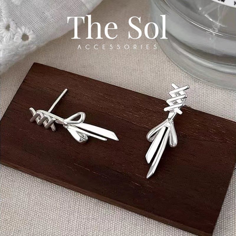 Bông Tai Hàn Quốc Silver Bow Tie
