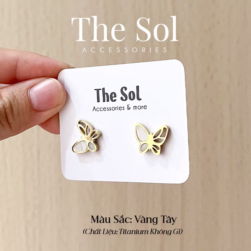 Bông Tai Titan The Conch Butterfly