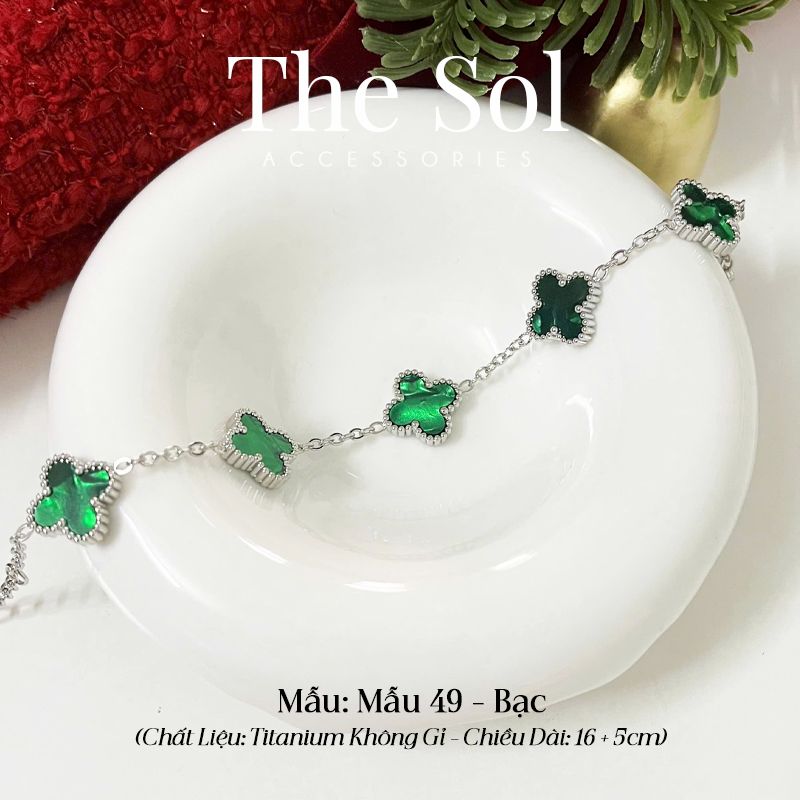 Lắc Tay Titan Green Lou - Mẫu 49