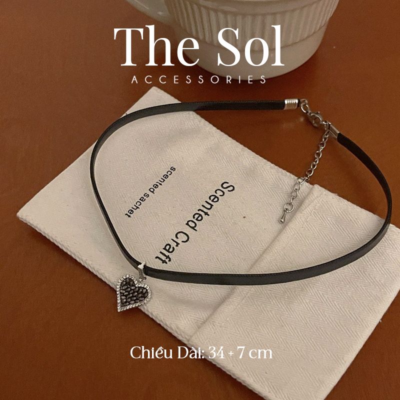 Choker Hàn Quốc Bling Black Heart