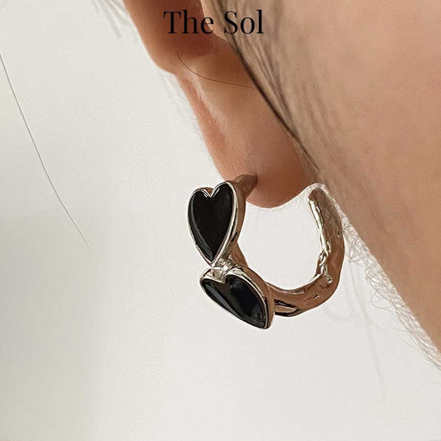 Bông Tai Hàn Quốc Double Black Hearts