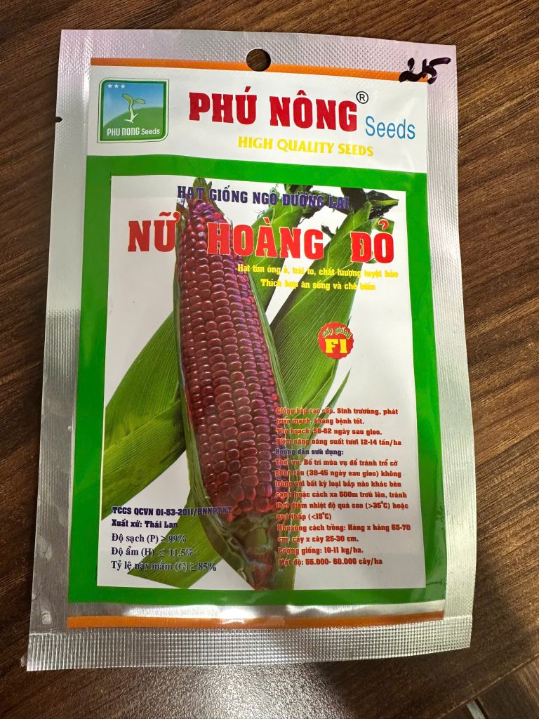 Hạt giống bắp nữ hoàng đỏ Phú Nông
