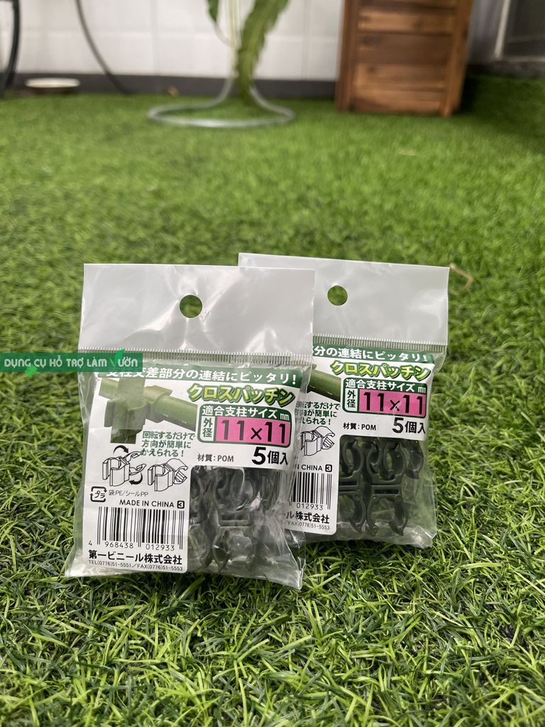 Kẹp nhựa làm giàn ống phi 11 liên kết ống phi 11